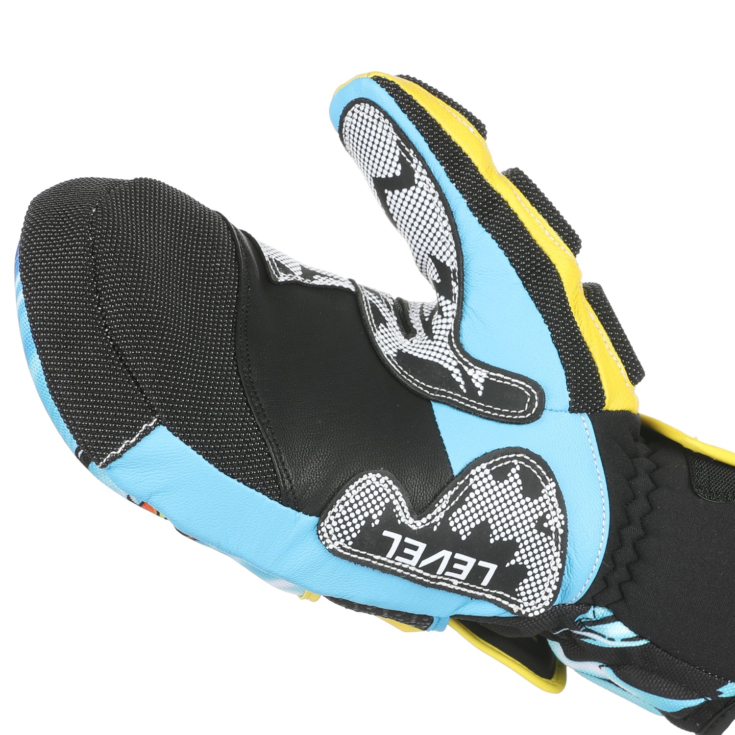 Worldcup CF Mitten