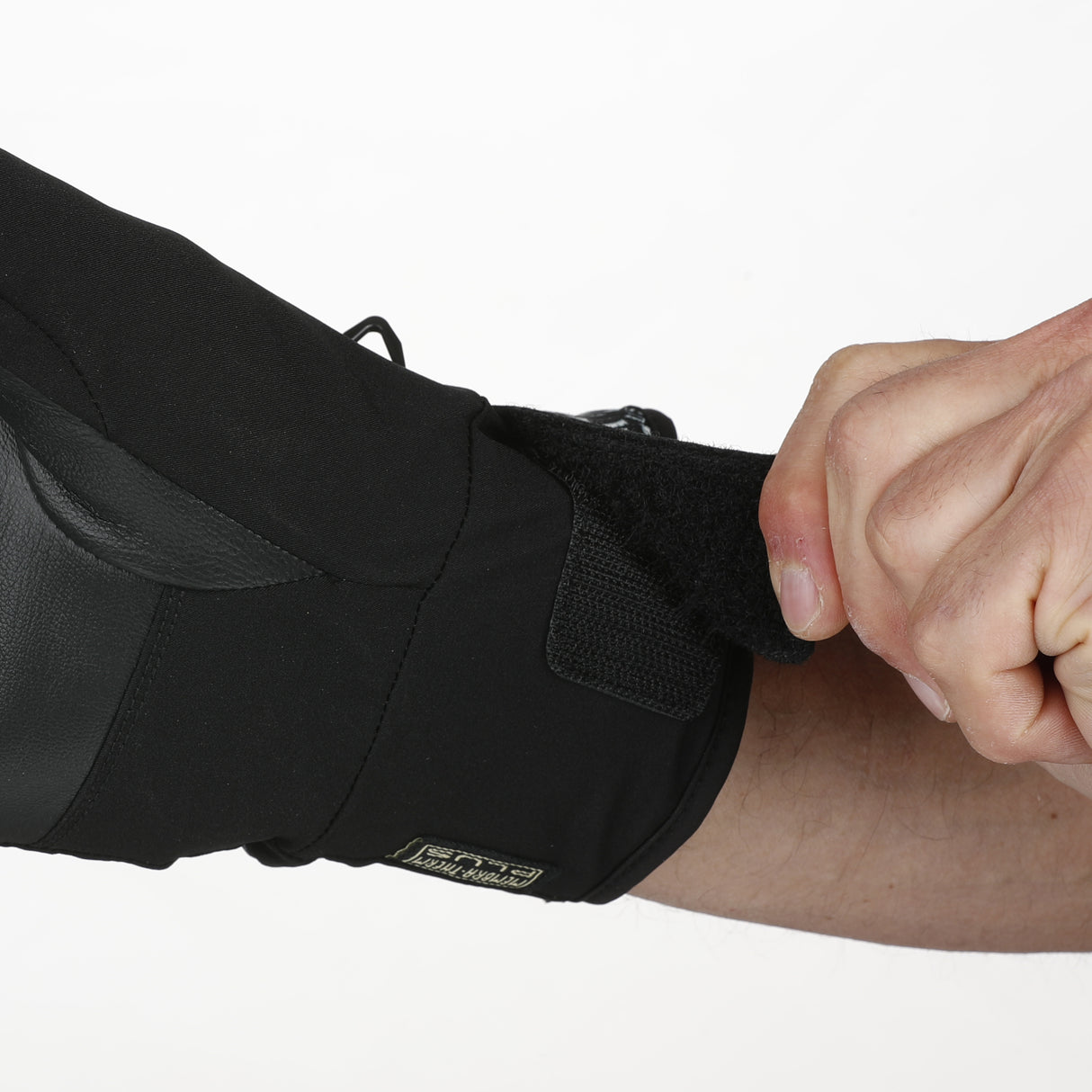 Ester Ledecká Pro Model – Race Replica Mitten