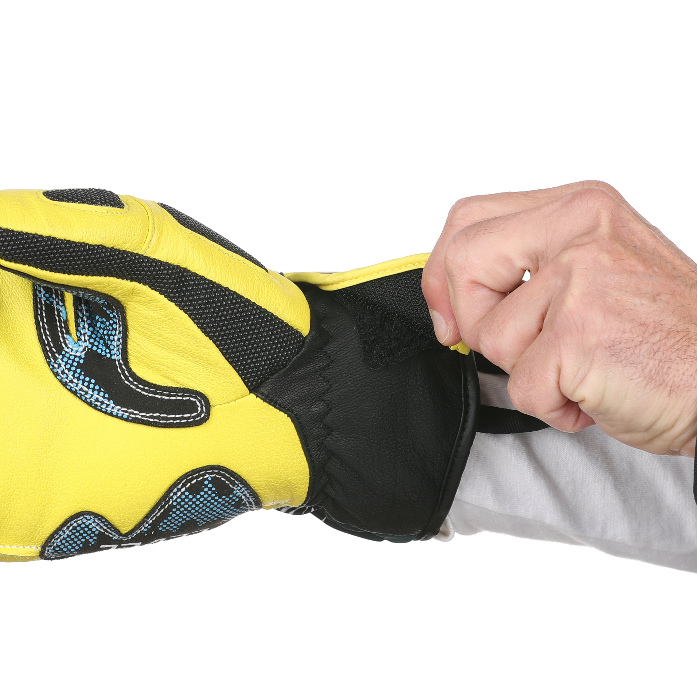 SQ CF Mitten – Level Gloves